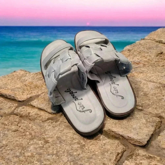 Free People Shoes - 🖤 7.5 Free People Woven River Slip-On Flat Quilted Woven Sandals Grey Blue